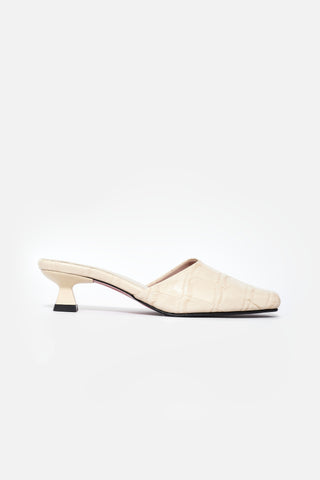 The Nube Heels